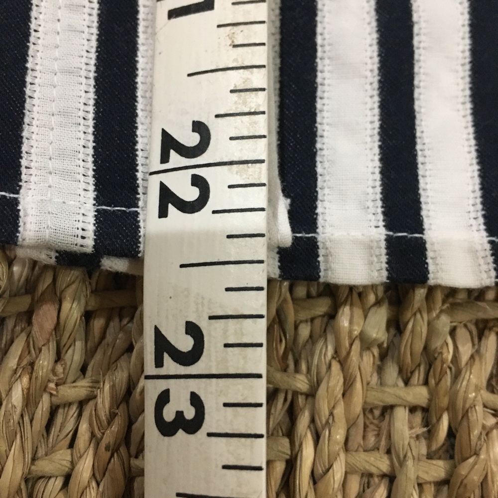 EUC TALBOTS Petite Button Down Shirt - Picture 11 of 13